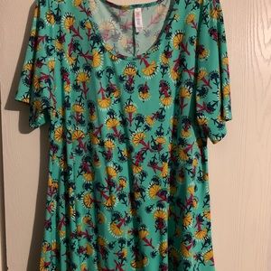 LuLaRoe Perfect T - 2XL